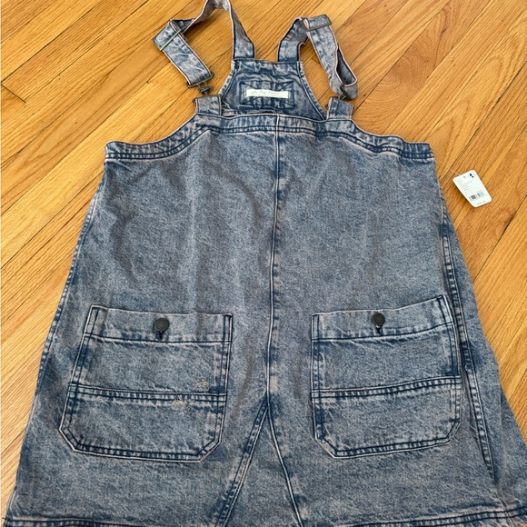 Free People We The Free Overall Smock Washed Black Denim Mini Dress - Picture 1 of 3
